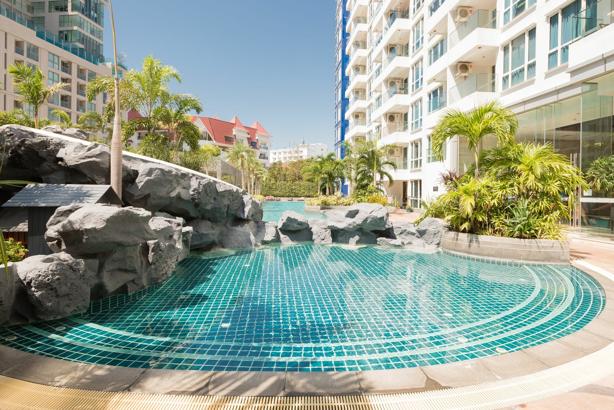 The Cliff Condominium Pattaya Buitenkant foto